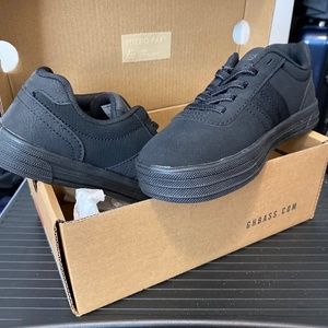 Boys sneakers